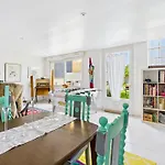 Charme Et Jardin , A 200 Metres Βίλα *