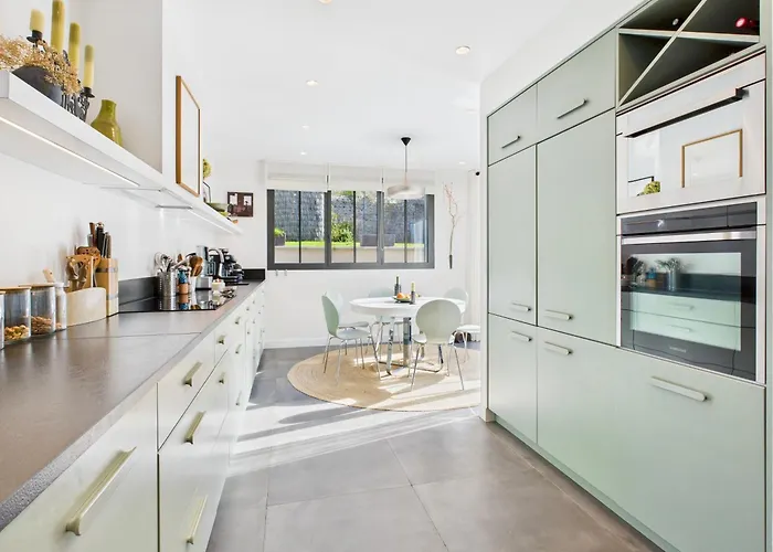 Charme Et Jardin , A 200 Metres Villa Villerville